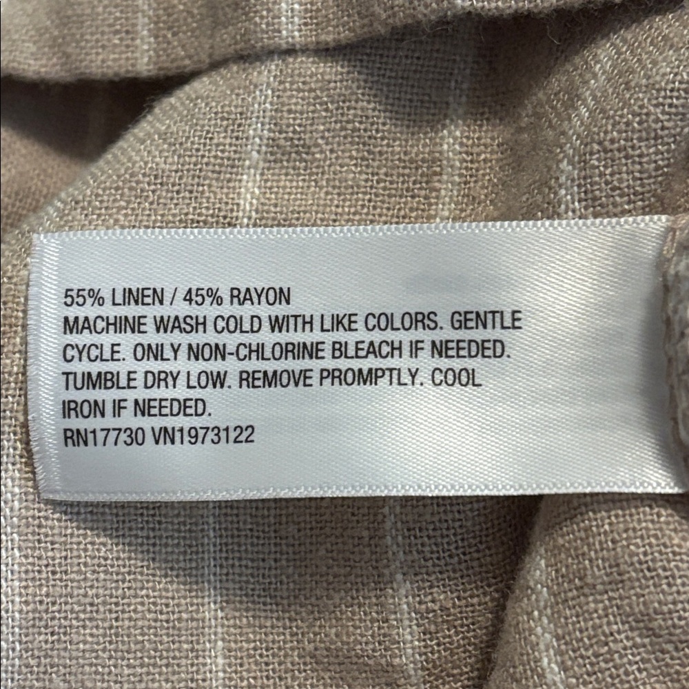 🎉NWOT🎉 Ava & Viv Sleeveless Beige Pinstripe Dress - Picture 10 of 10